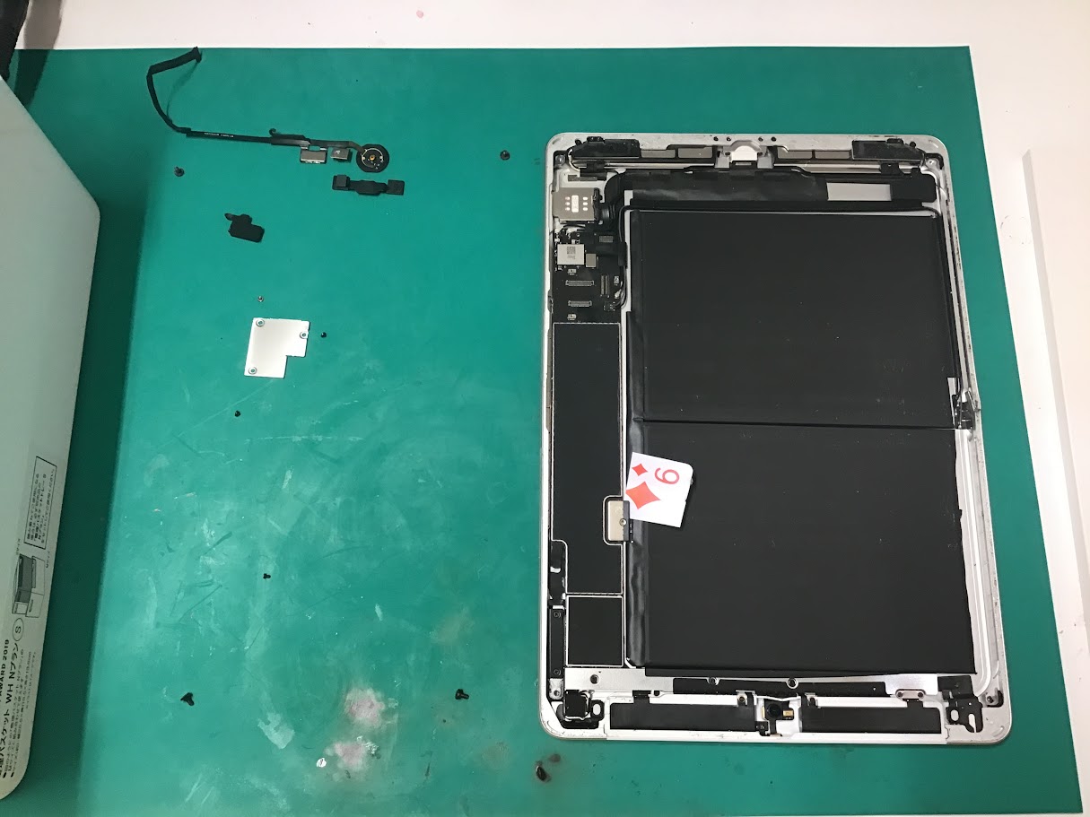 iPad(9)ならデータそのまま修理可能なスマホ修理工房セレオ甲府店へ！